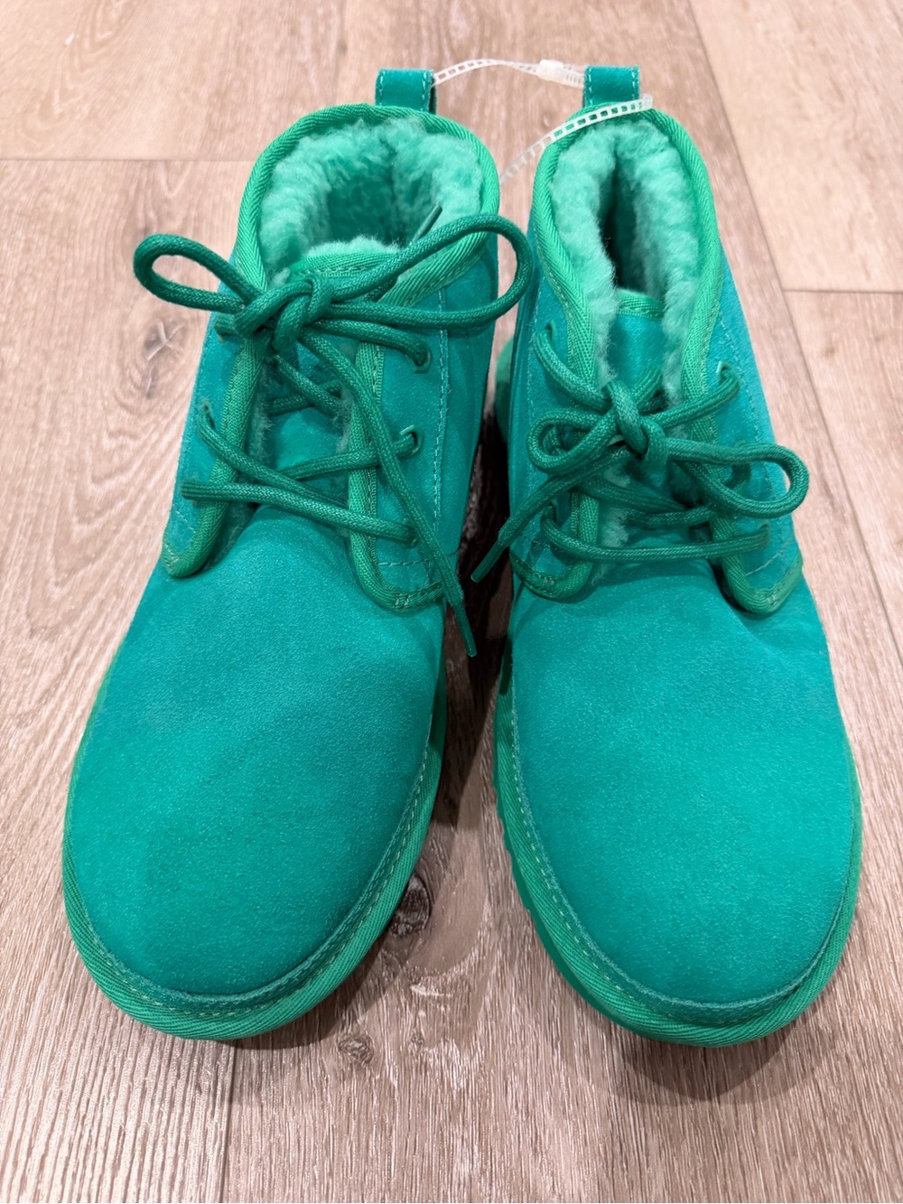 NEW UGG Women's Emerald Green Wool Suede leather Neumel Boot 9